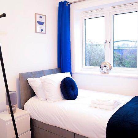 Modern 3 Bed House Apartment วุลฟ์เวอร์แฮมป์ตัน ภายนอก รูปภาพ