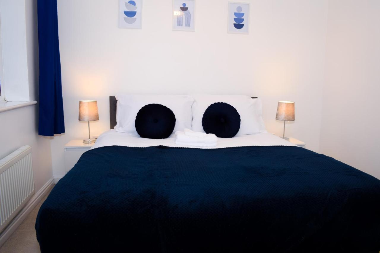 Modern 3 Bed House Apartment วุลฟ์เวอร์แฮมป์ตัน ภายนอก รูปภาพ
